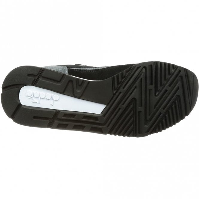 V7000 Mens Trainer