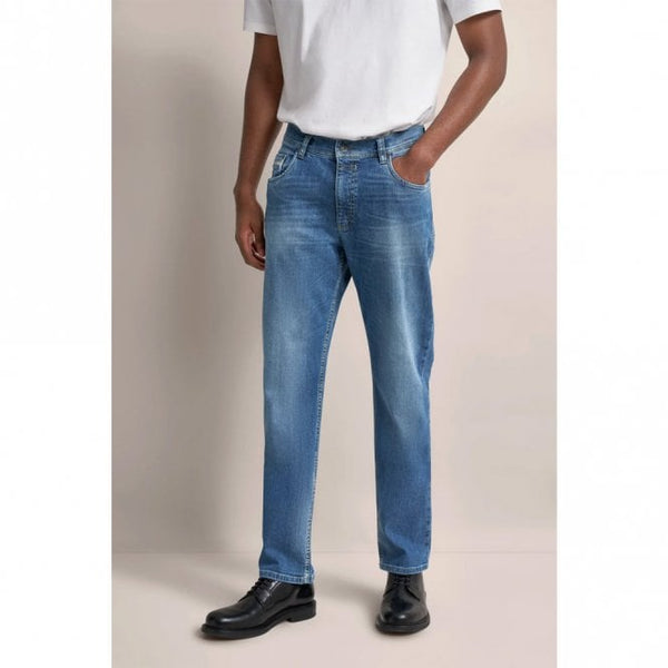 Mens Modern Fit Light Wash Jeans
