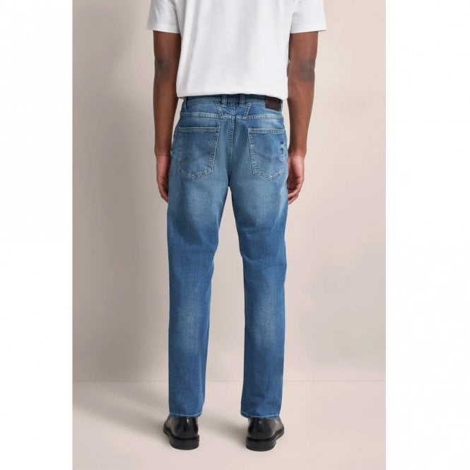 Mens Modern Fit Light Wash Jeans