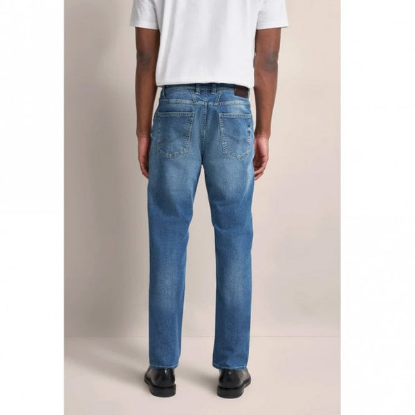 Mens Modern Fit Light Wash Jeans
